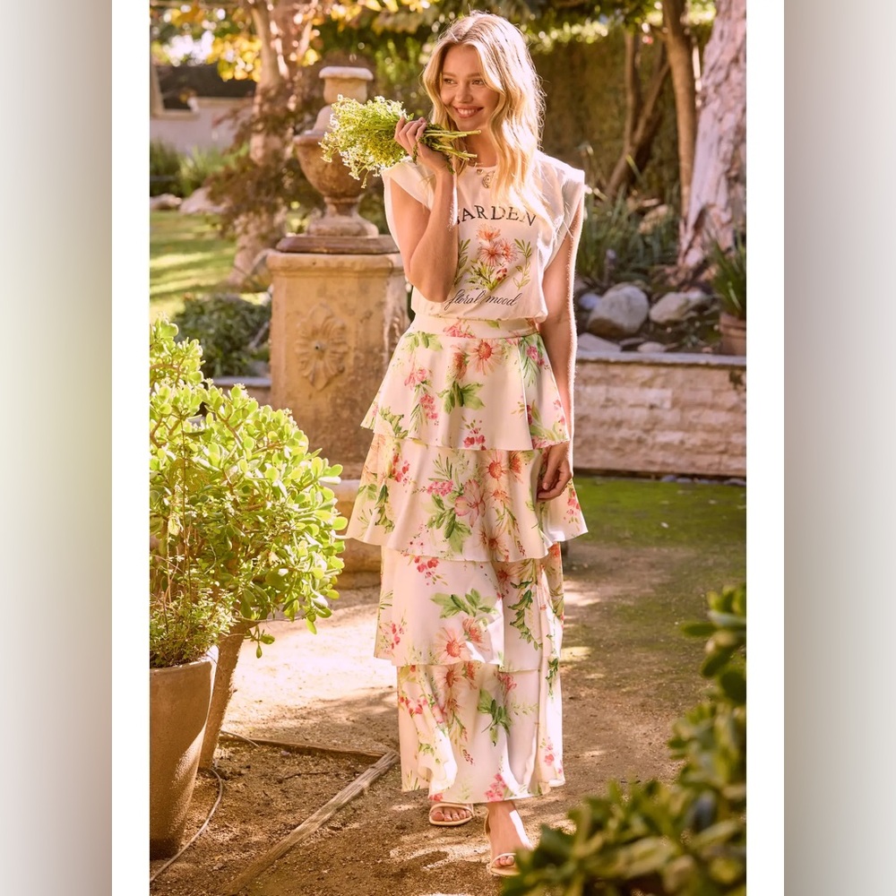 Garden Graphic Embroidered Top